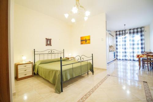 Фотографии гостевого дома 
            Etna-Royal-View-Appartamento-Monolocale-Vista-Mare