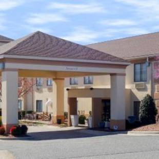Фотографии гостиницы 
            Country Inn & Suites by Radisson, Shelby, NC