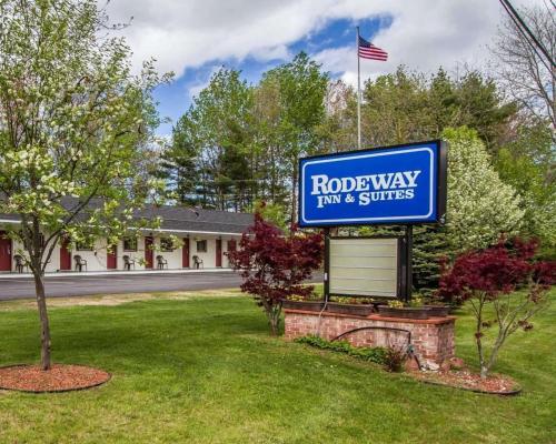 Фотографии мотеля 
            Rodeway Inn & Suites Brunswick near Hwy 1