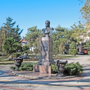 Фотография Памятник генералу Гудовичу