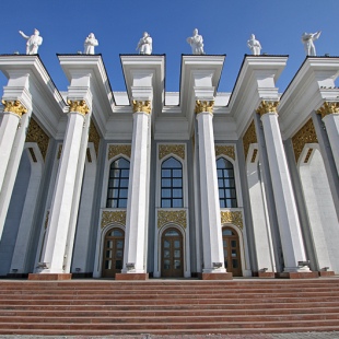 Фотография театра Дворец культуры горняков