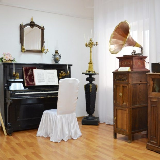 Фотографии музея 
            Шкатулка музыкальных древностей
