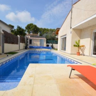 Фотография гостевого дома Bonita casa con piscina y jacuzzy. La Baraka