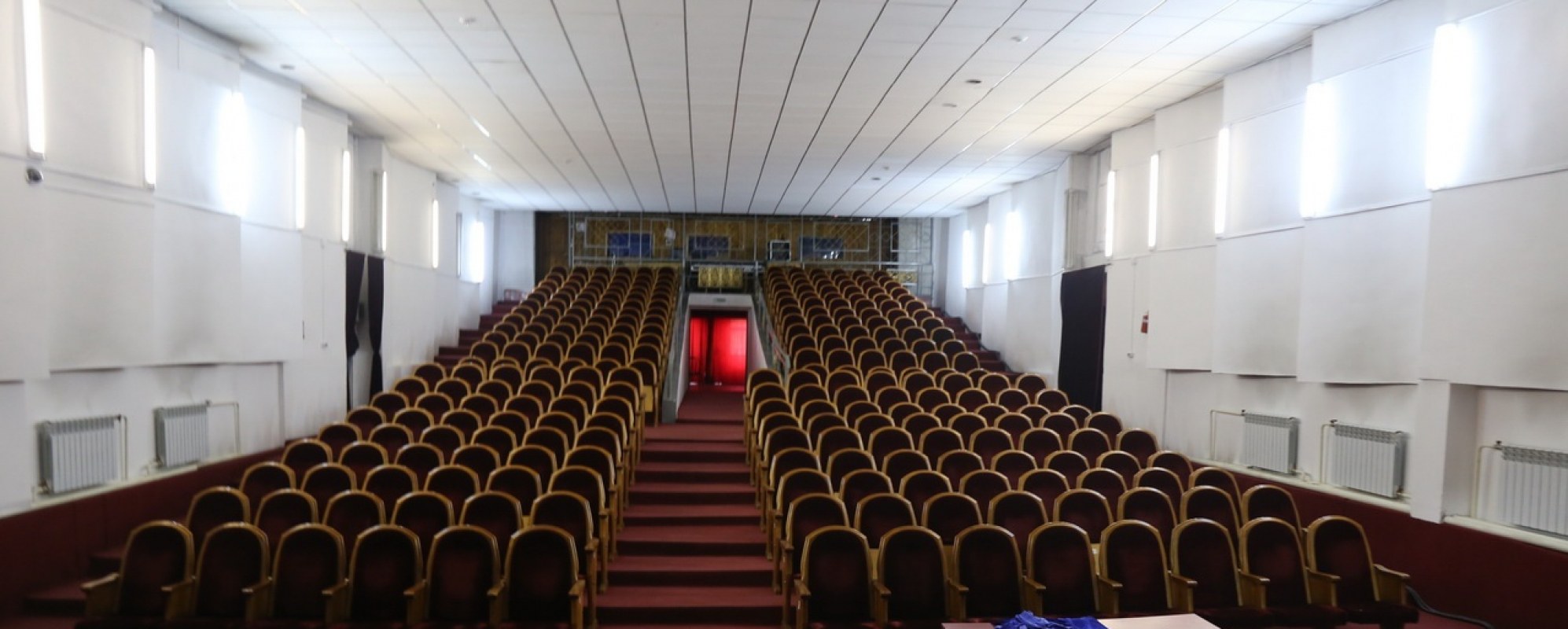 Фотографии конференц-зала Концертный зал Тувинской государственной филармонии имени В.М. Халилова