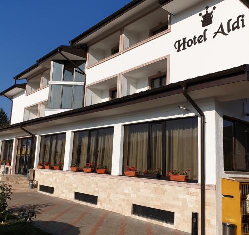 Фотографии гостиницы 
            Hotel Aldi