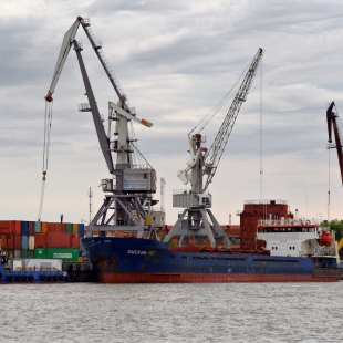 Фотография транспортного узла Астраханский морской порт