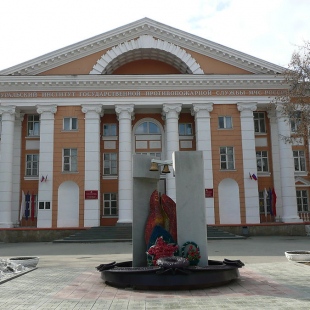 Фотография памятника Памятник героям-пожарным, погибшим в Великой Отечественной войне