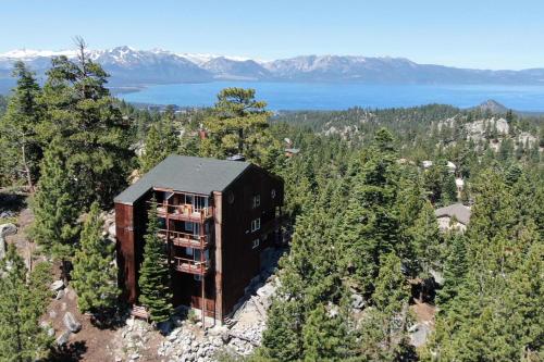 Фотографии гостевого дома 
            Lakescape by Lake Tahoe Accommodations