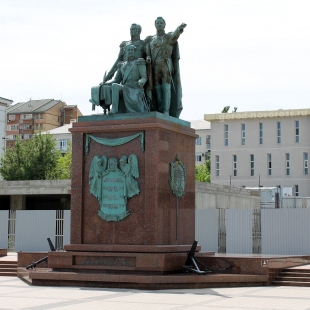 Фотография памятника Памятник отцам-основателям Новороссийска