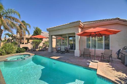 Фотографии гостевого дома 
            Home with Pool and Spa, 6Mi to Dwtn Palm Springs!