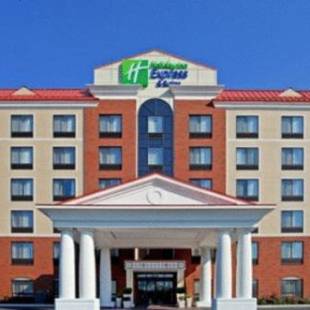 Фотографии гостиницы 
            Holiday Inn Express & Suites Albany Airport Area - Latham, an IHG Hotel
