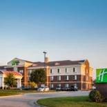 Фотография гостиницы Holiday Inn Express Hotel & Suites Altoona-Des Moines, an IHG Hotel