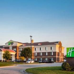 Фотографии гостиницы 
            Holiday Inn Express Hotel & Suites Altoona-Des Moines, an IHG Hotel