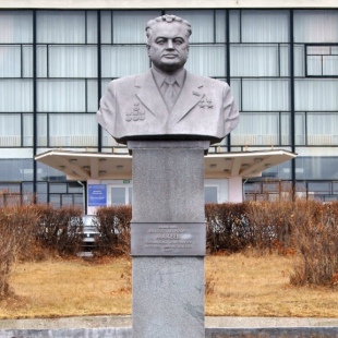 Фотография памятника Памятник В. П. Макееву