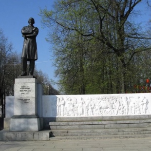 Фотография памятника Памятник Н. А. Некрасову
