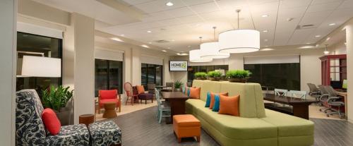 Фотографии гостиницы 
            Home2 Suites By Hilton Portland Airport