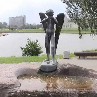 Фотография памятника Памятник Плачущий ангел
