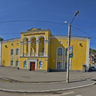 Фотография Городской Дом культуры Горно - Алтайска
