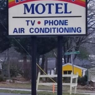 Фотография гостиницы Rainbow Motel