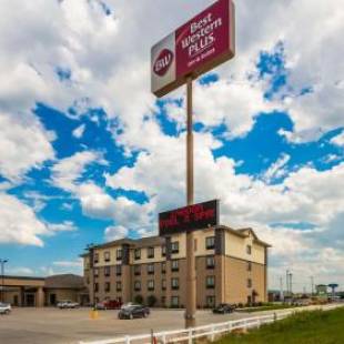 Фотографии гостиницы 
            Best Western Plus North Platte Inn & Suites