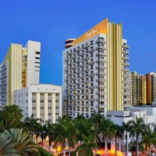 Фотографии гостиницы 
            Royal Palm South Beach Miami, a Tribute Portfolio Resort