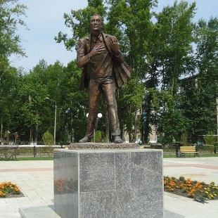 Фотография памятника Памятник Евгению Евтушенко