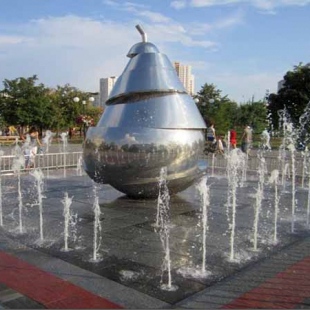 Фотография Светомузыкальный фонтан Груша