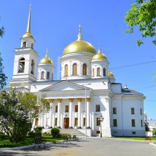 Фотография храма Александро-Невский собор