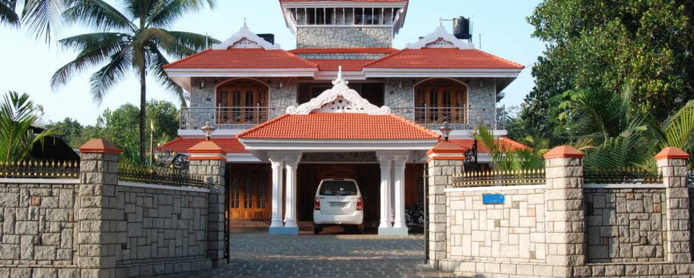 
            Фотография Ангамали