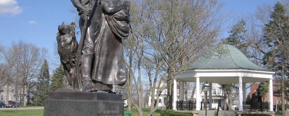 
            Фотография Элмвуда