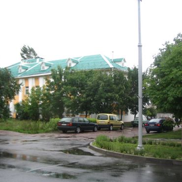 Октябрьский