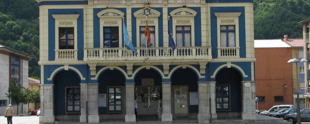 
            Фотография Пола де Лавьяна