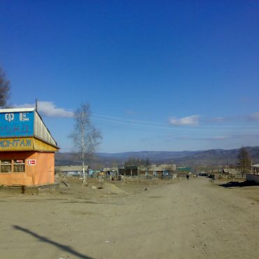 При станции Семиозерный