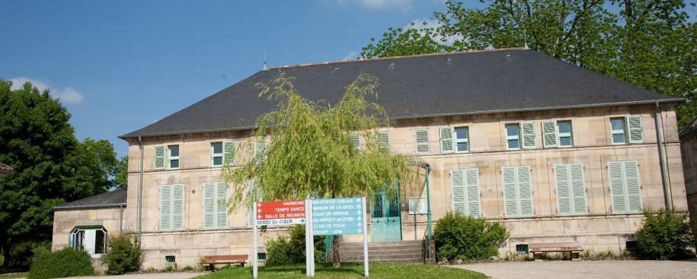 
            Фотография Ревиньи-сюр-Орнена