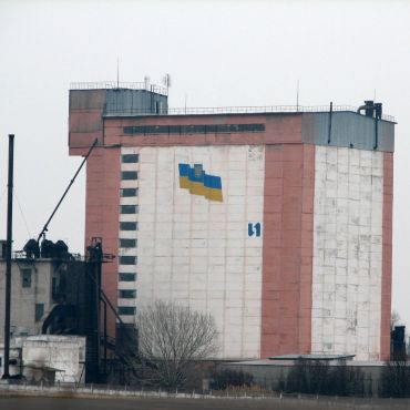 Никольское (Володарское)