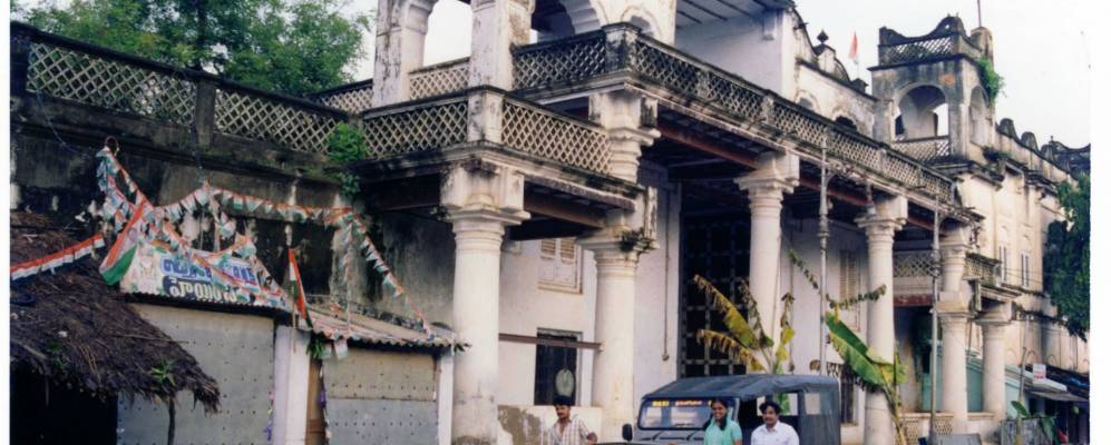 
            Фотография Боббили