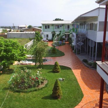 Новоотрадное