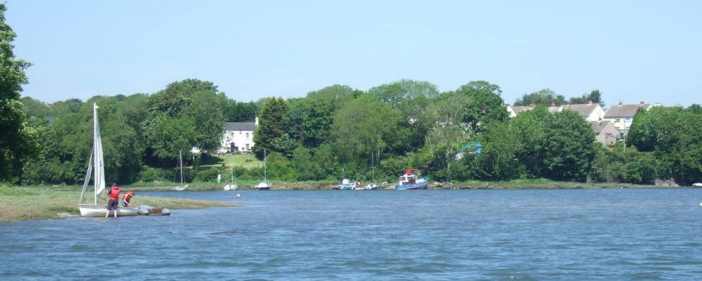 
            Фотография Ллангвма (Пембрукшир-Сэр-Бенфроу)