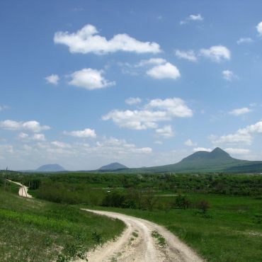 Красное Поле