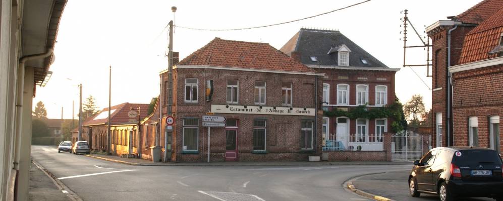 
            Фотография Женеша