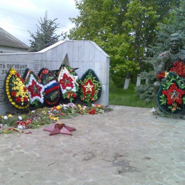 Новодеревянковский