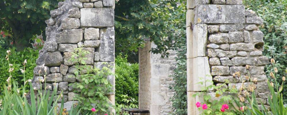 
            Фотография Азэ-ле-Брюль