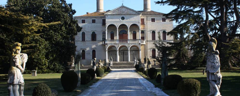 
            Фотография Ронкаде