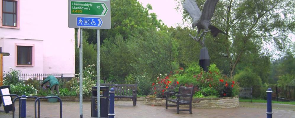 
            Фотография Лланвртид-Уэлс