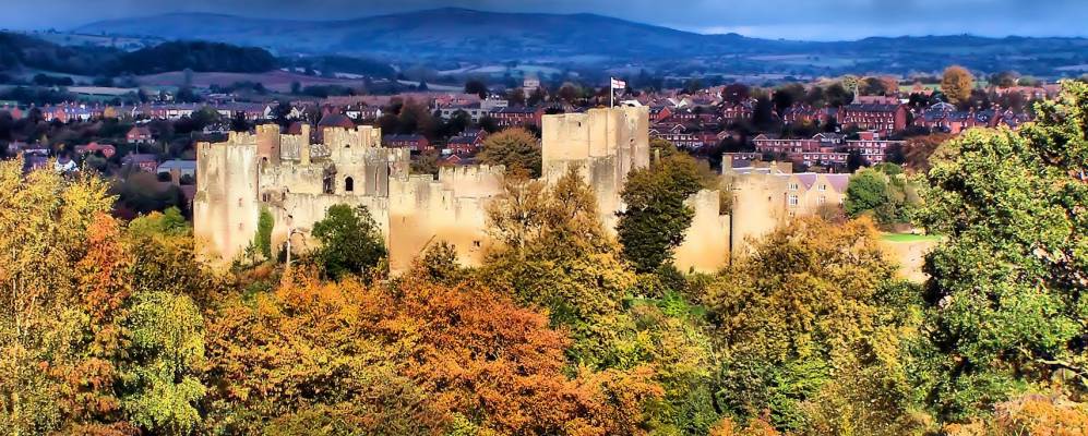 
            Фотография Ладлоу