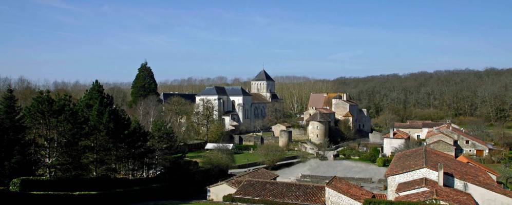 
            Фотография Нуайе-Мопертюи