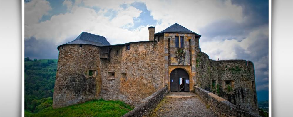 
            Фотография Молеон-Лишара