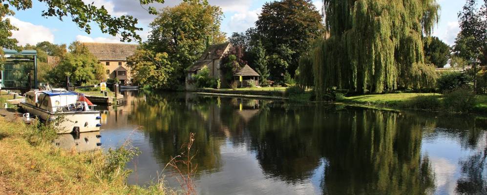 
            Фотография Уотер-Ньютона