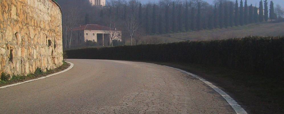 
            Фотография Лониго