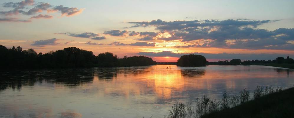 
            Фотография Сен-Бенуа-сюр-Луара